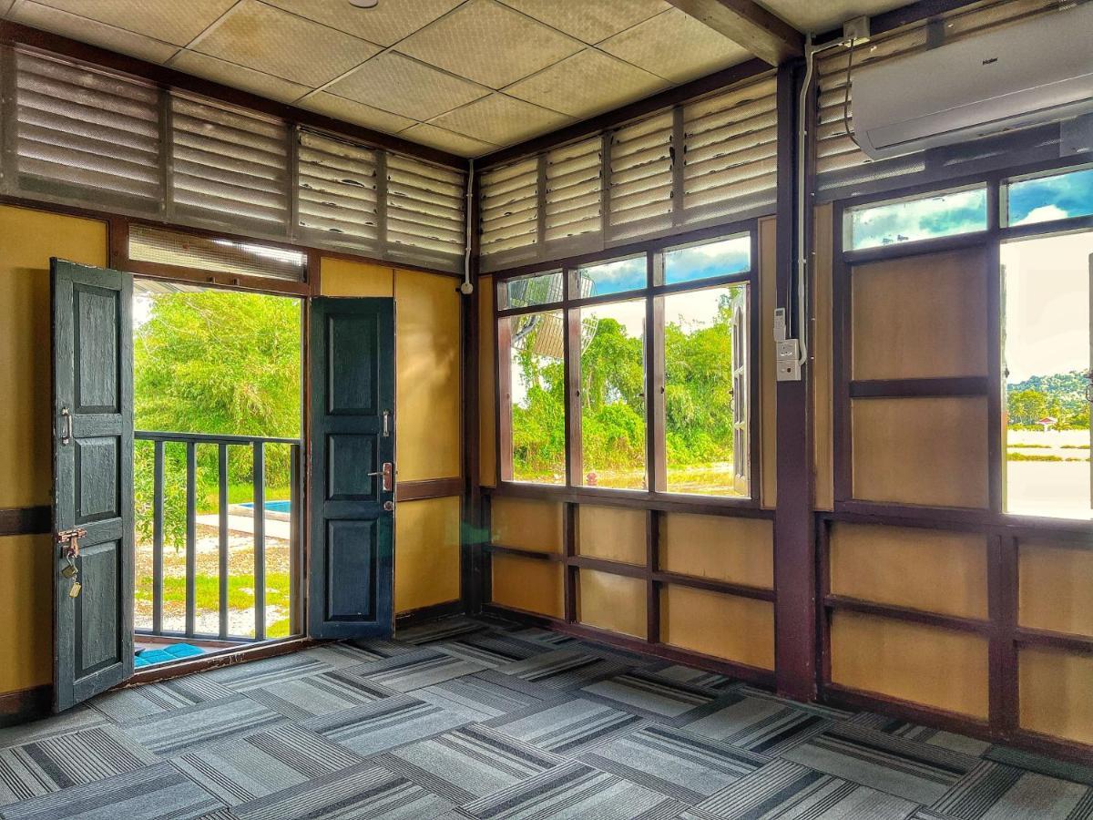 Kejora Homestay Кангар Экстерьер фото