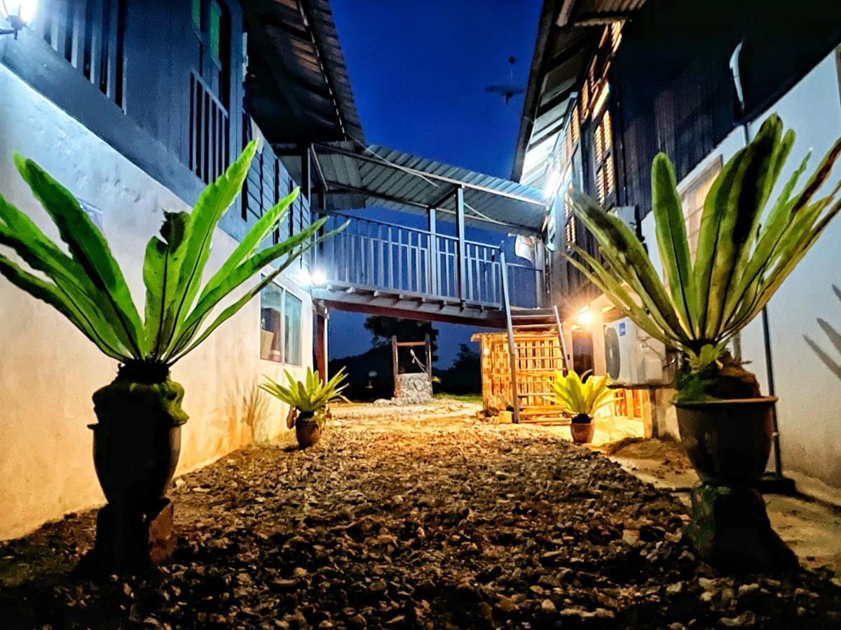 Kejora Homestay Кангар Экстерьер фото